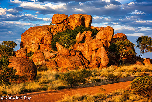 Devils Marbles (Karlu Karlu), north of Alice Springs, Northern Territory