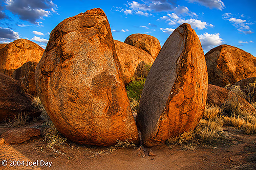Devils Marbles (Karlu Karlu), north of Alice Springs, Northern Territory