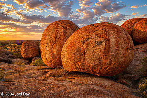 Devils Marbles (Karlu Karlu), north of Alice Springs, Northern Territory