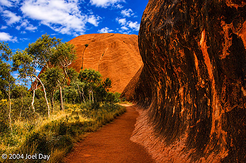 Uluru base walk