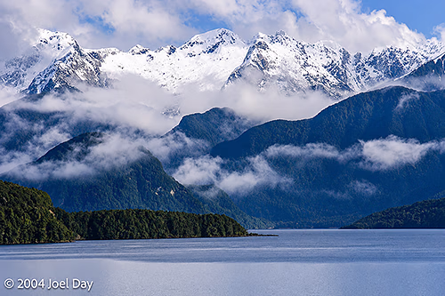 Lake Te Anau and Fiordland National Park, South Island, New Zealand 