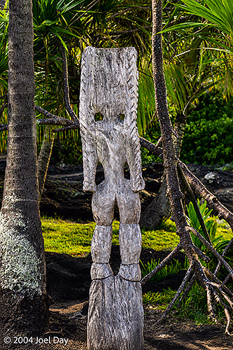 Guardian of Hale o Keawe at Puʻuhonua o Hōnaunau National Historical Park, Island of Hawai'i, Hawai'i