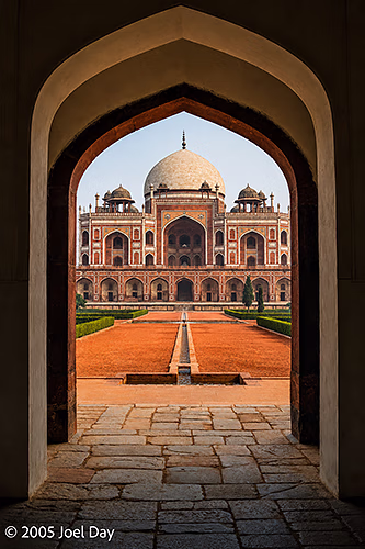 The Tomb of the Mughal Emperor Humayun (commissioned in 1558), Delhi, India