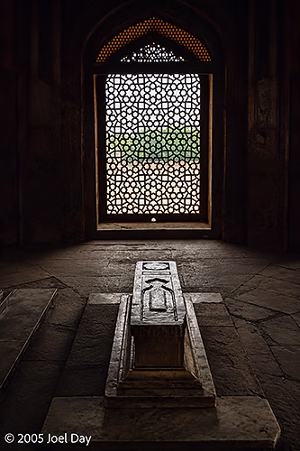 The Tomb of the Mughal Emperor Humayun (commissioned in 1558), Delhi, India