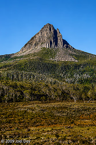 Barn Bluff (1559 m) near Waterfall Valley Camp, Overland Track, Tasmania