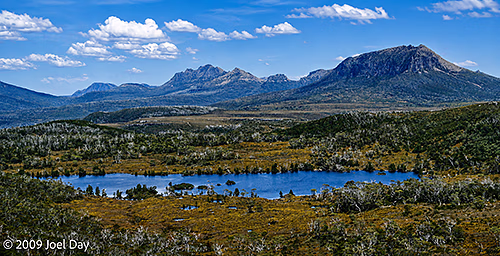 Wilderness views along the Waterfall Valley to Lake Windermere segment of the Overland Track, Tasmania