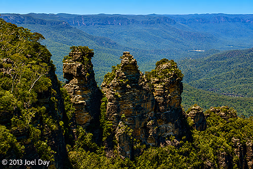 The Three Sisters at Echo Point in Blue Mountains National Park, New South Wales
