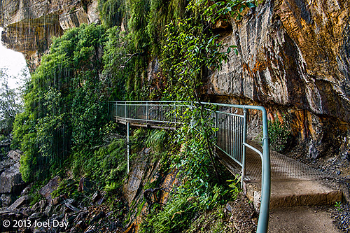 National Pass Trail along cliffs of the Blue Mountains National Park, New South Wales